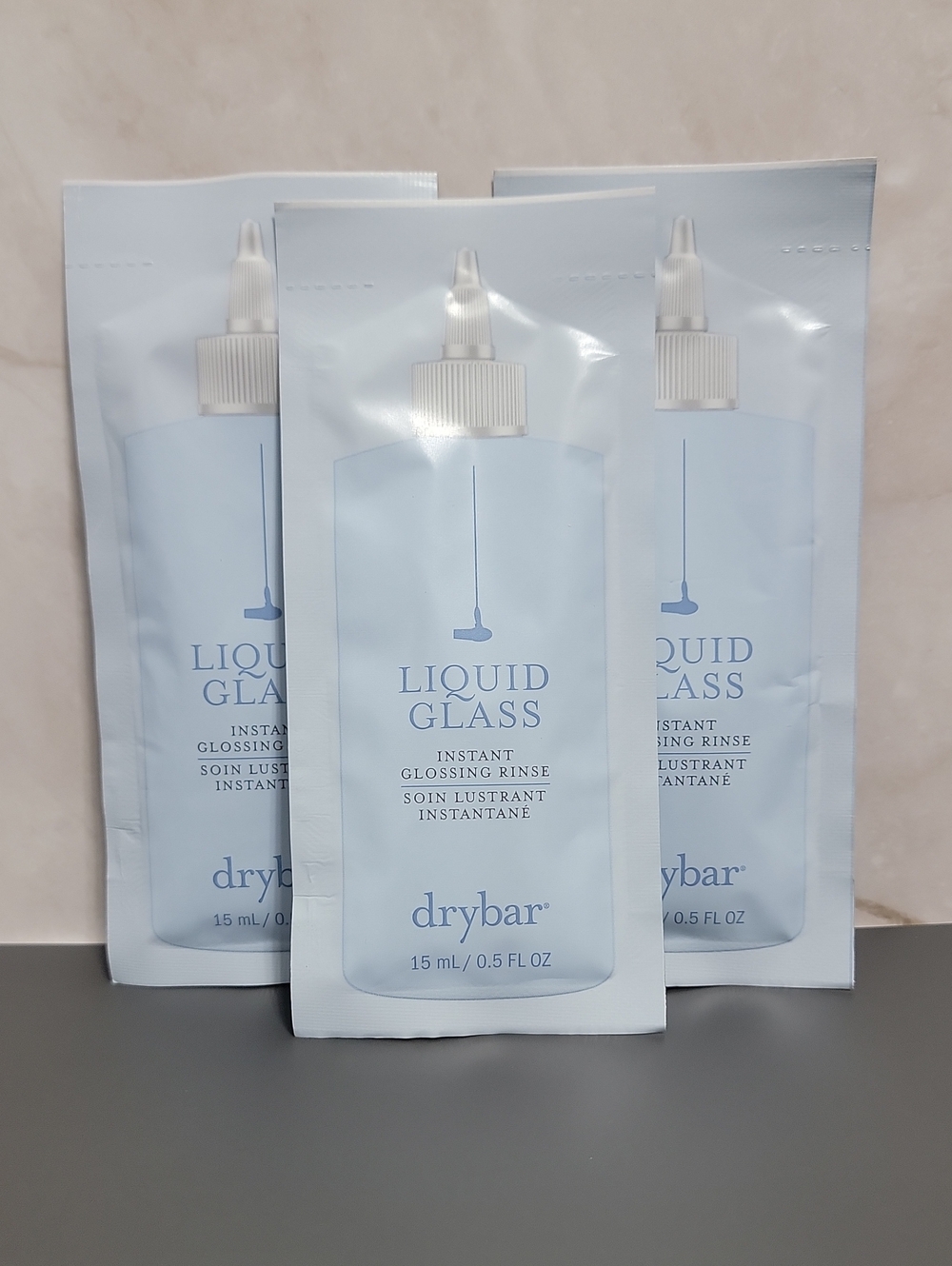 Drybar Liquid Glass Instant Glossing Rinse - Three Sachets